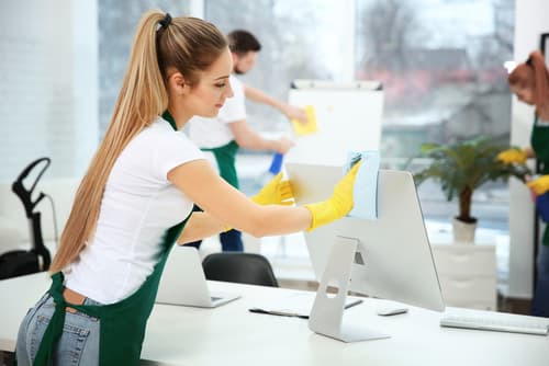 What should I look for in an office cleaning service