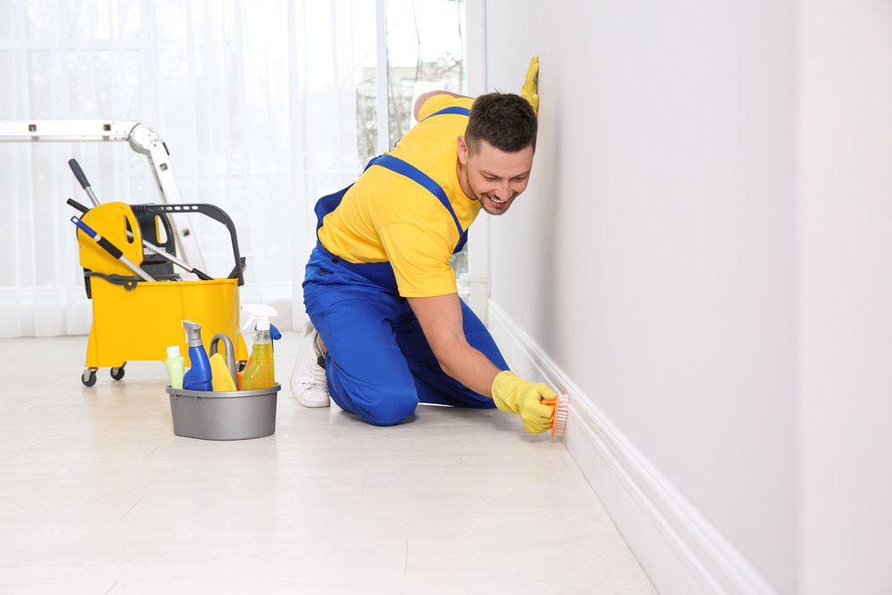 Where in Fort Collins can I find a reliable post-construction cleaning service?